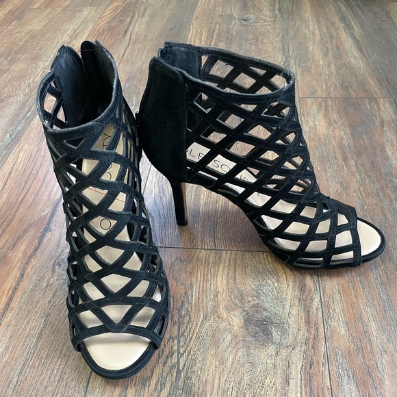 Sole Society Shoes - Sole Society black heels